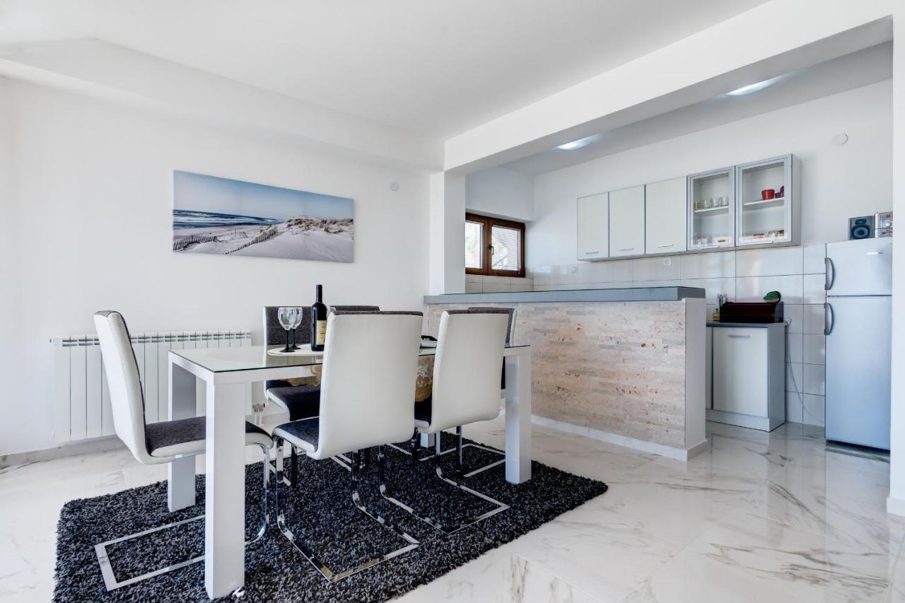 Stars Residence Petrovac Ngoại thất bức ảnh