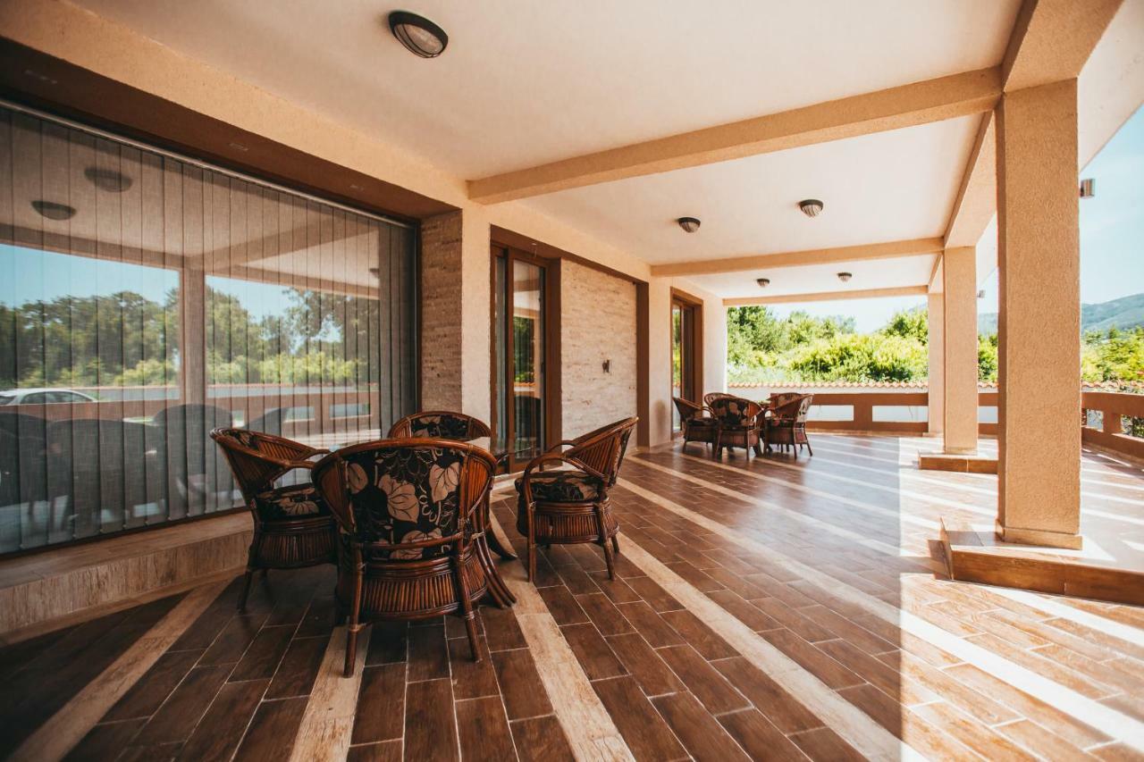 Stars Residence Petrovac Ngoại thất bức ảnh